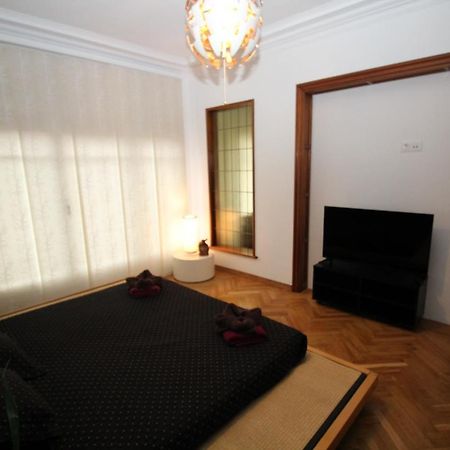 Nuevo Balmes Habitaciones Барселона Екстериор снимка