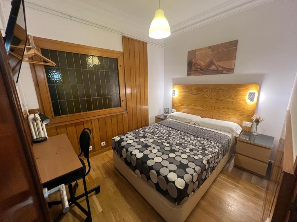 Nuevo Balmes Habitaciones Барселона Екстериор снимка