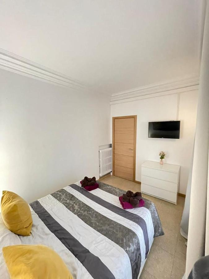 Nuevo Balmes Habitaciones Барселона Екстериор снимка