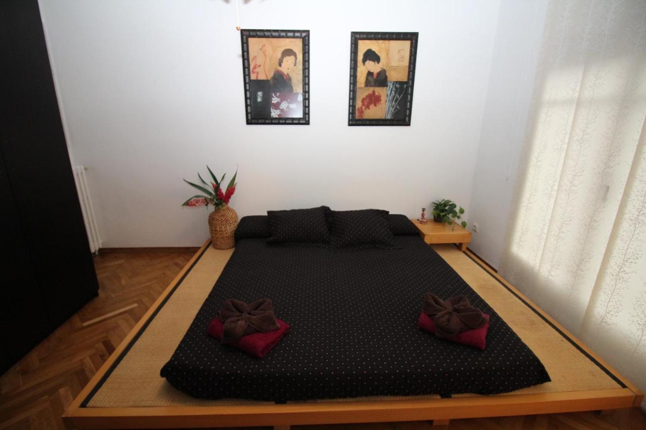 Nuevo Balmes Habitaciones Барселона Екстериор снимка