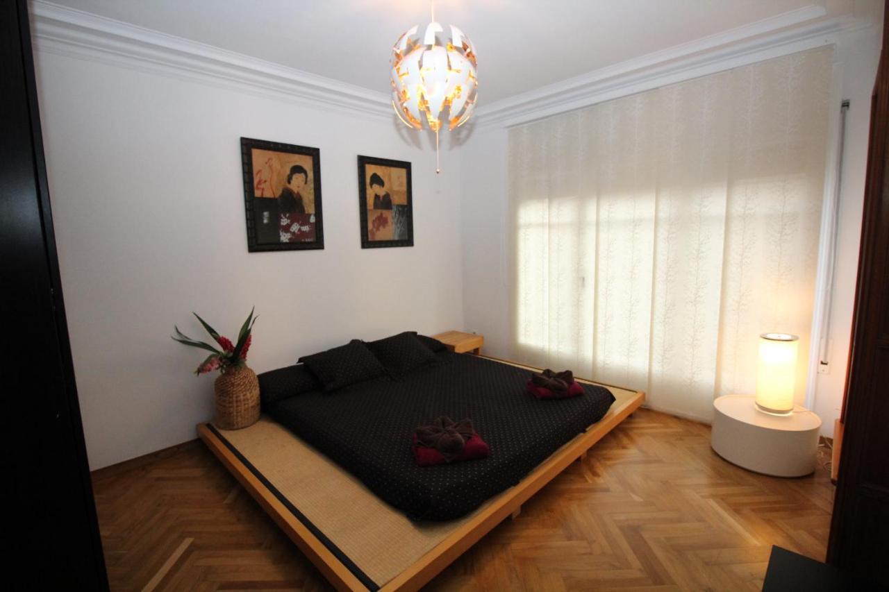 Nuevo Balmes Habitaciones Барселона Екстериор снимка